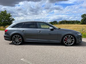 Audi S4 bild 3