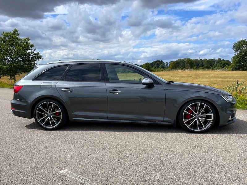 Audi S4 bild 3