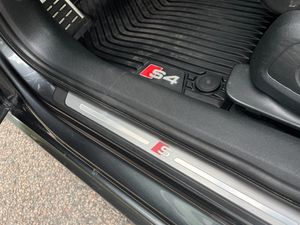 Audi S4 bild 25