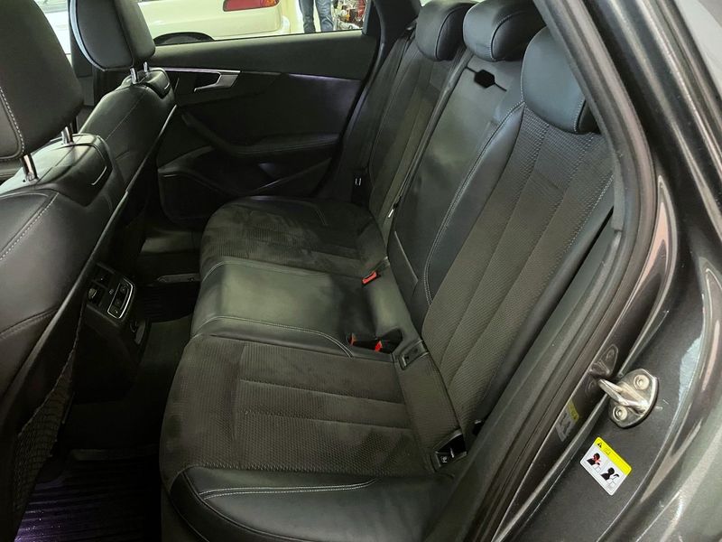 Audi S4 bild 22