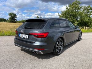 Audi S4 bild 4