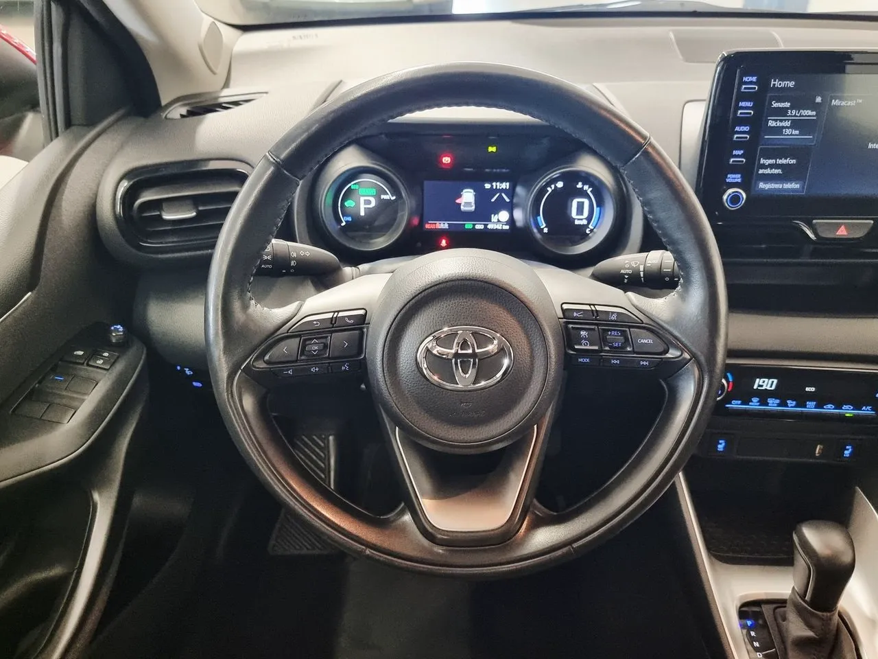 Vehicle image 8