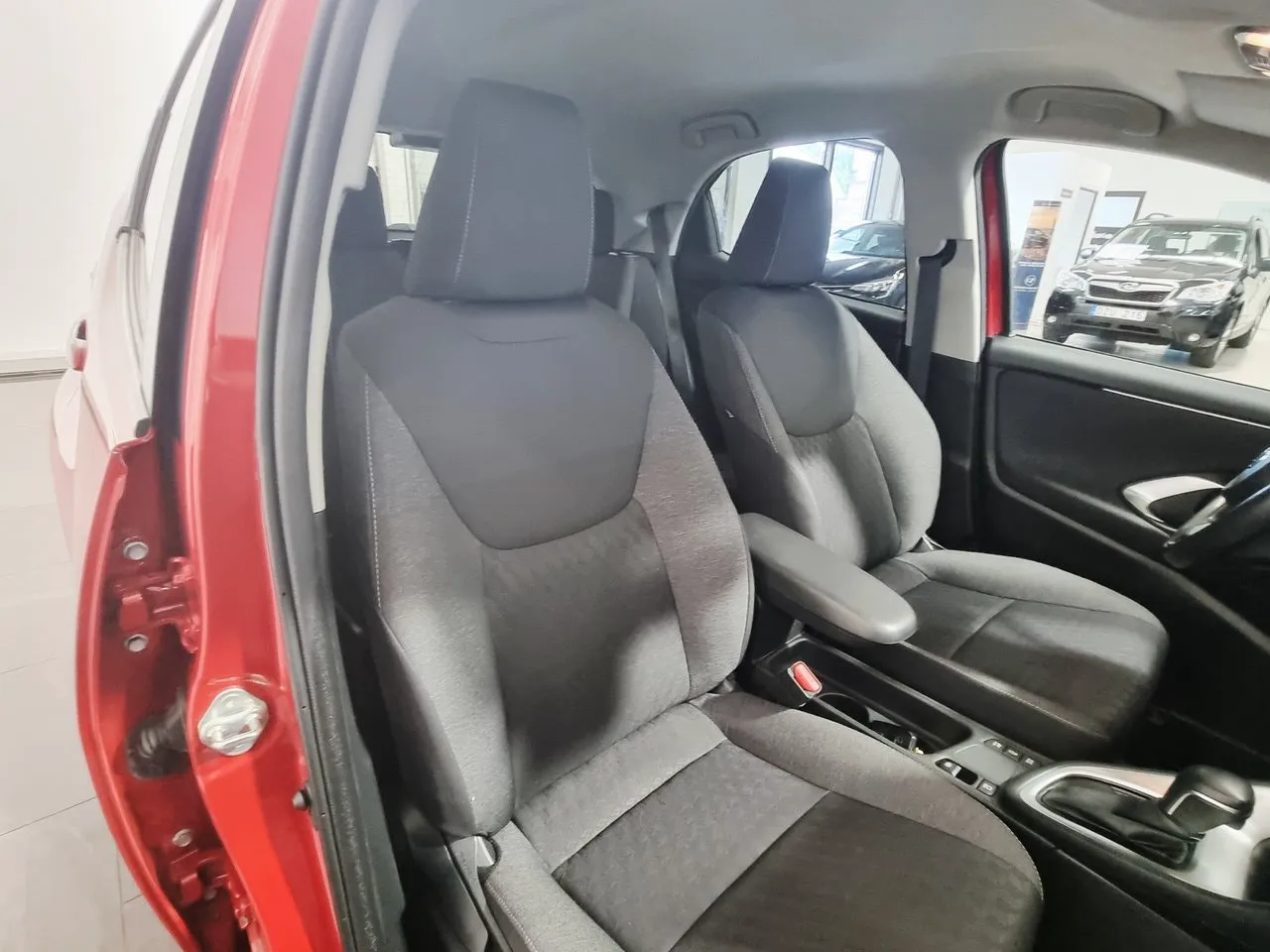 Vehicle image 20