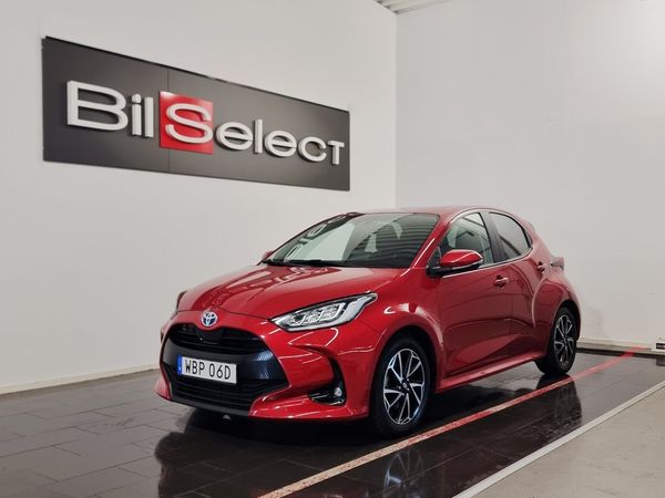 Toyota Yaris Hybrid CVT Active Plus Euro 6 B-Kam Rattvärme En Ägare - 2023