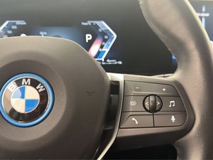 BMW 225 bild 16