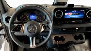 Mercedes Sprinter bild 12