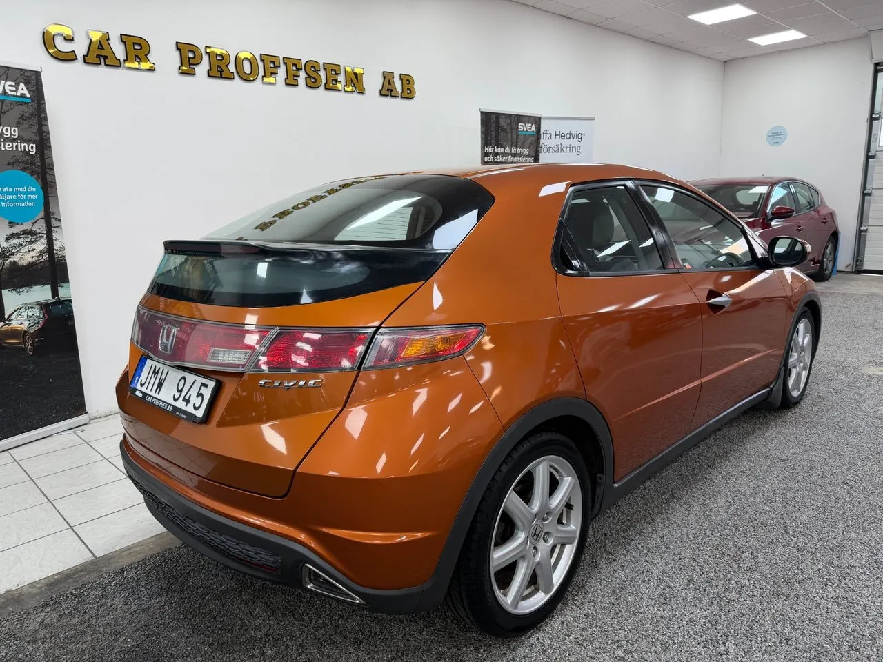 Vehicle image 20