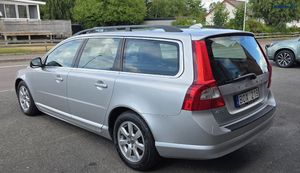 Volvo V70 bild 2