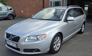 Volvo V70 bild 1