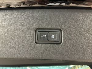 Audi RSQ8 bild 31