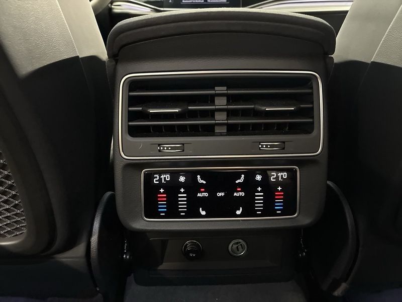 Audi RSQ8 bild 27