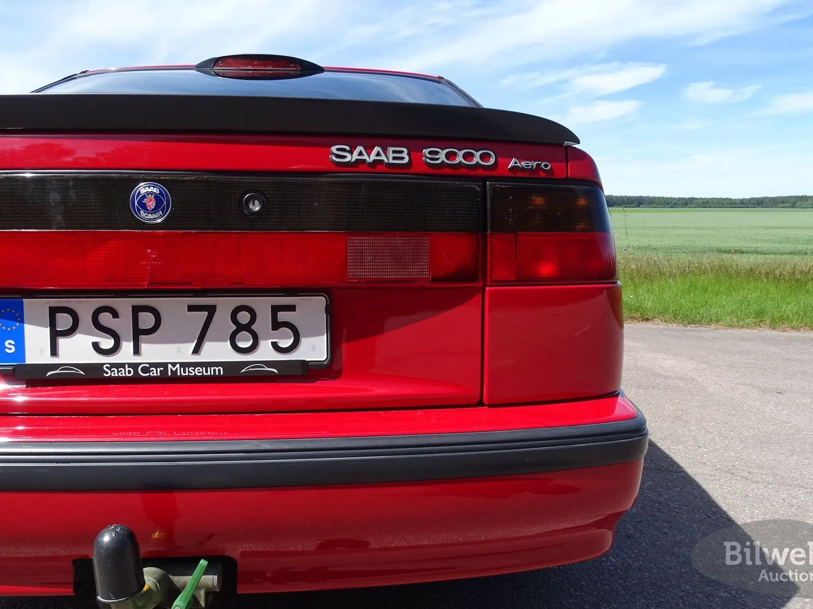 Vehicle image 26