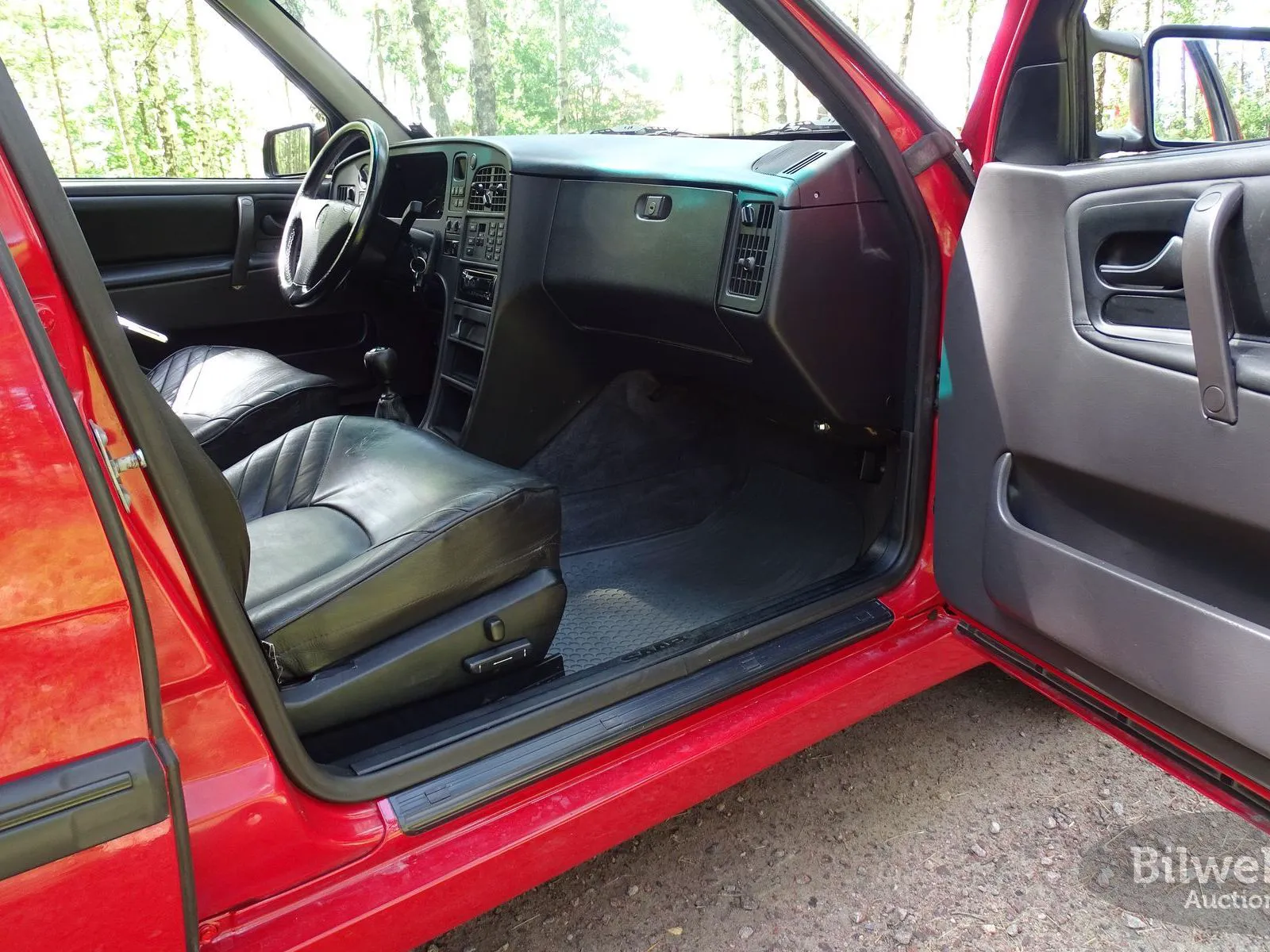 Vehicle image 66