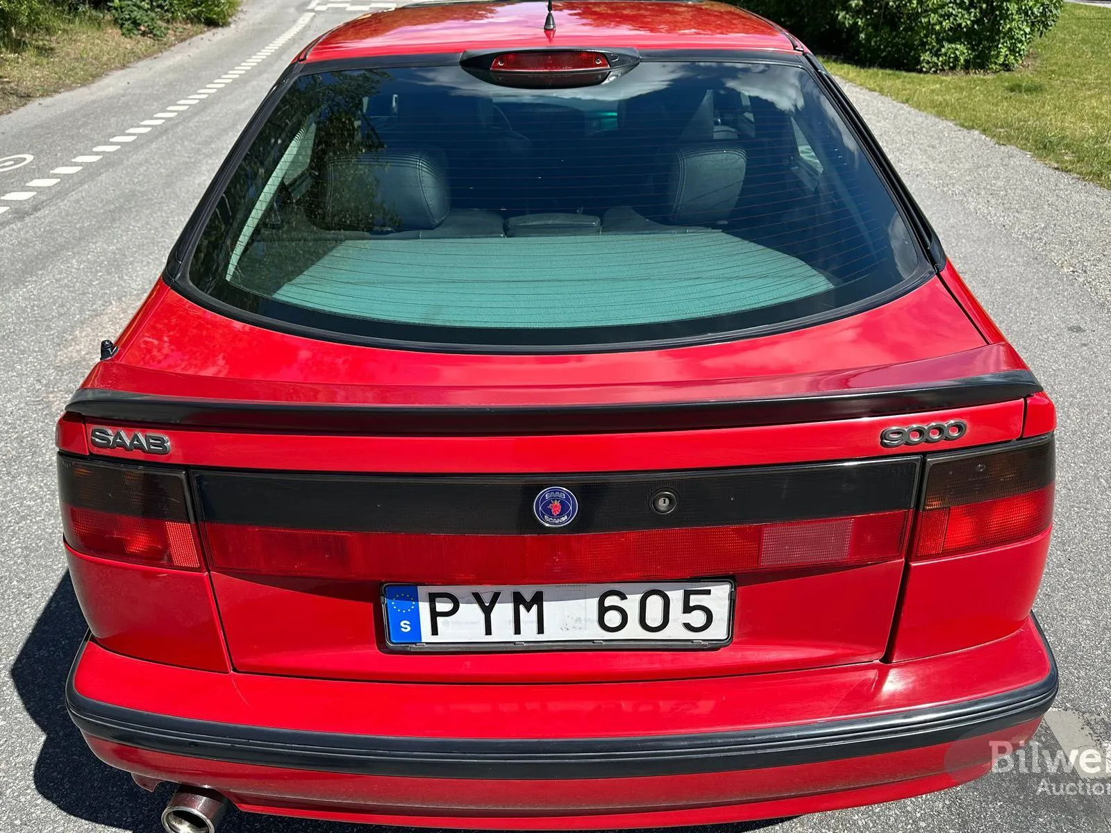 Vehicle image 107