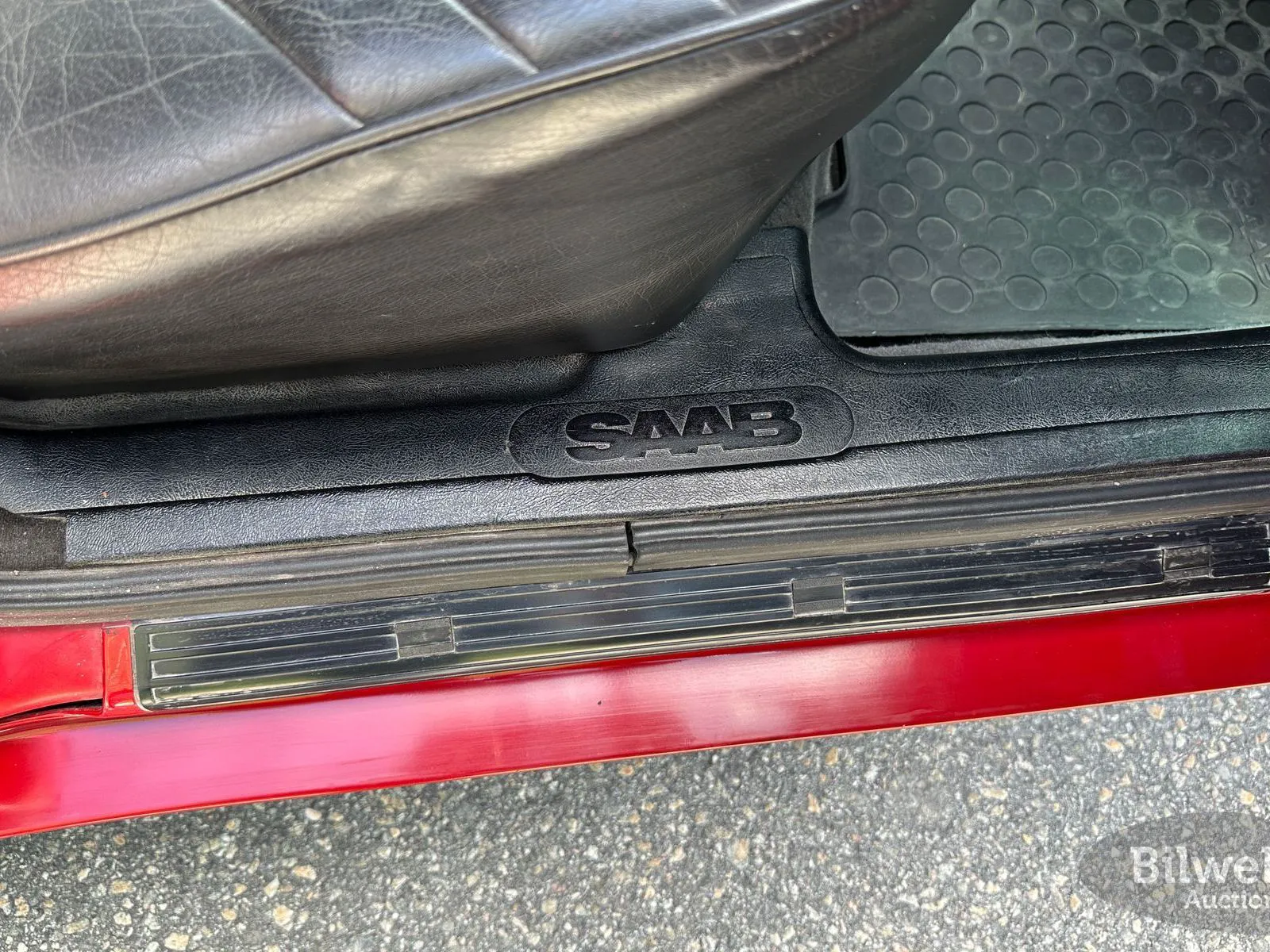 Vehicle image 70