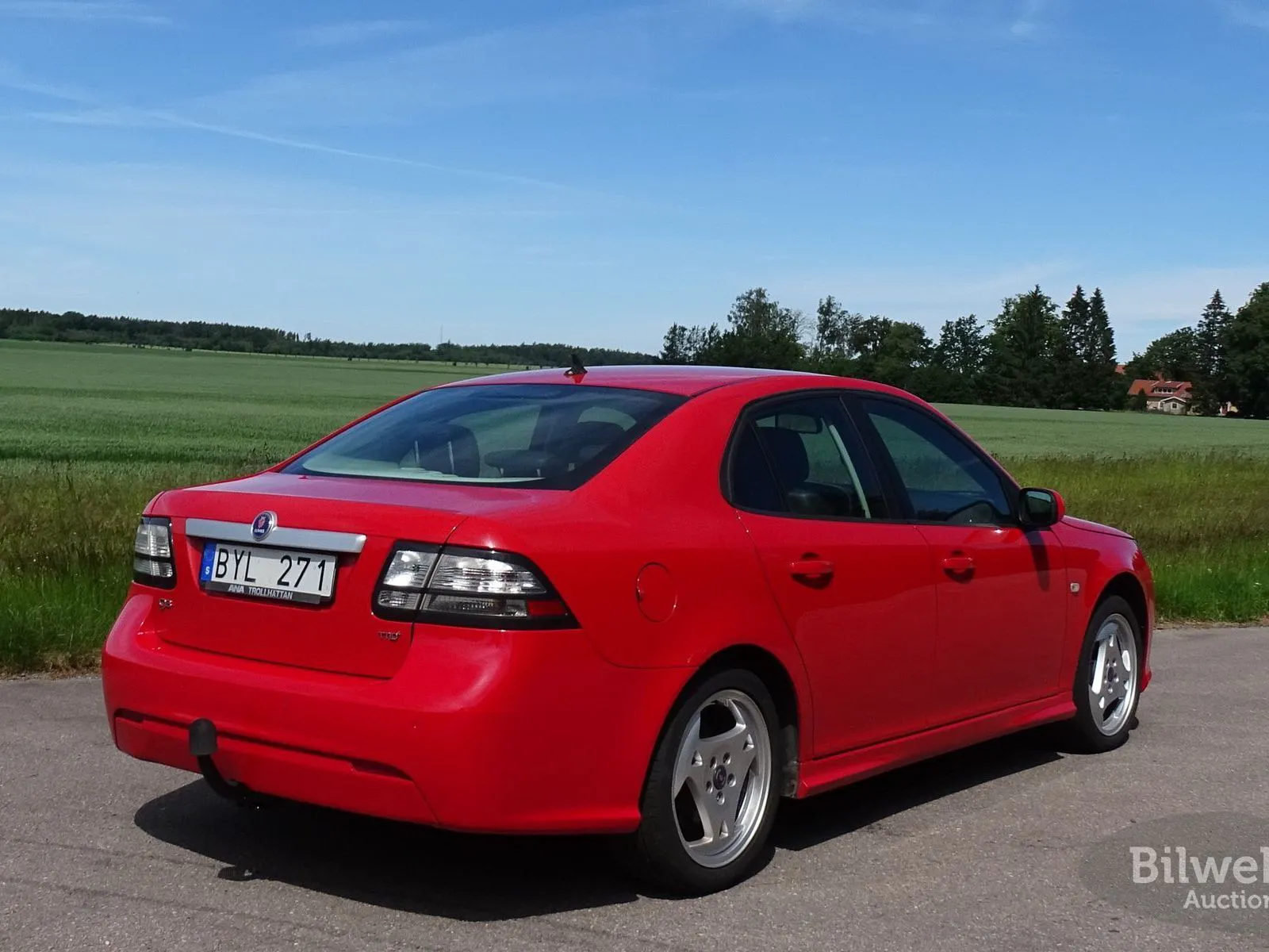 Vehicle image 23
