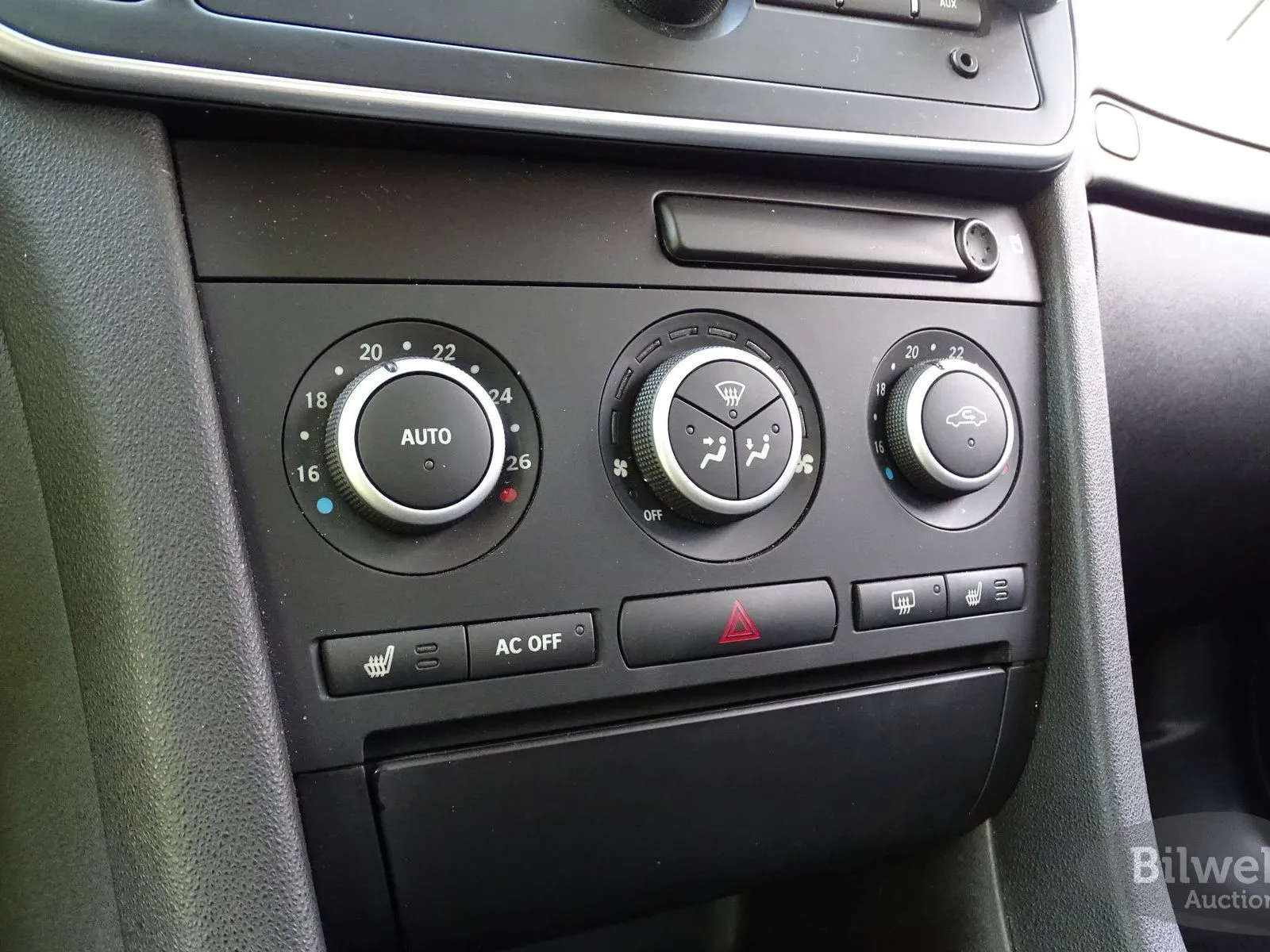 Vehicle image 41