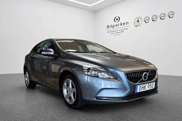 Volvo V40 D2 Kinetic | Motorvärmare | 120hk - 2017
