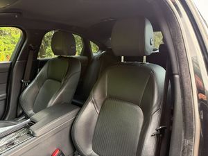 Jaguar XF bild 10