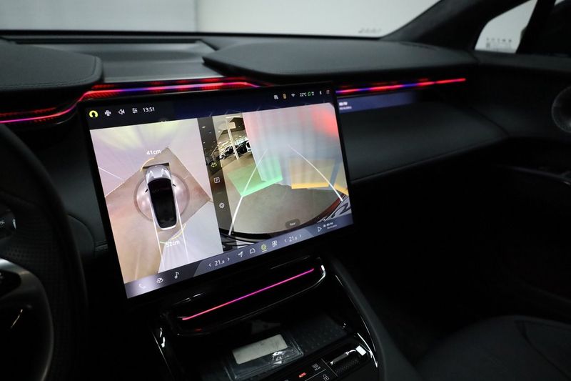 Lotus Eletre bild 24
