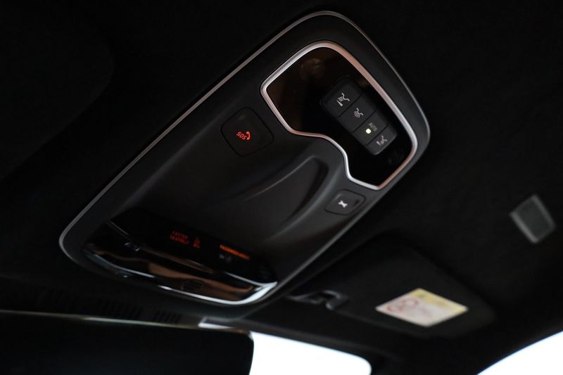 Lotus Emira bild 26