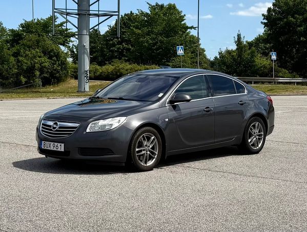 Opel Insignia Sedan 2.0 CDTI Automat Edition Euro 5 - 2010