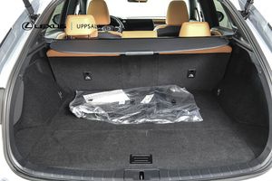 Lexus RX bild 11