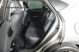 Lexus NX bild 7