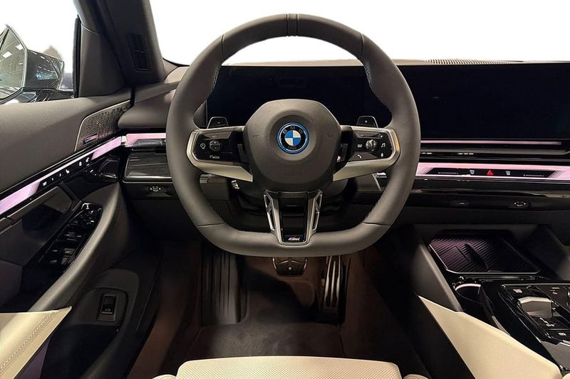 BMW 530 bild 9