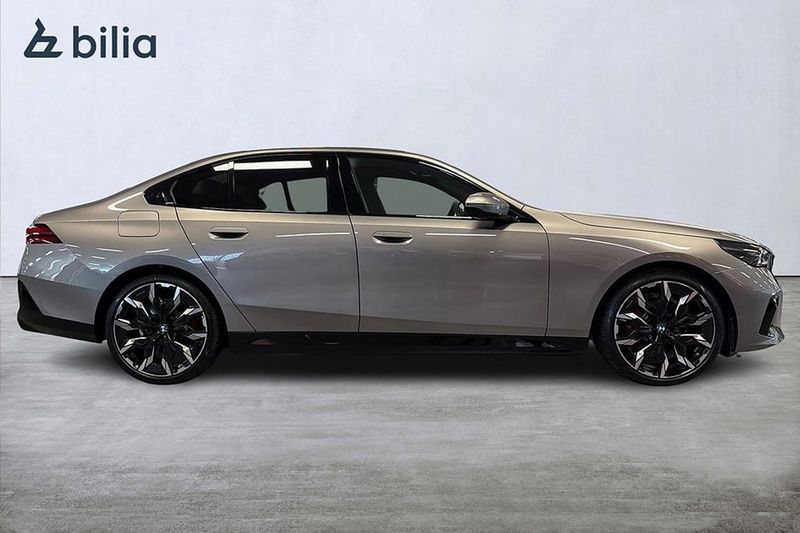 BMW 530 bild 16