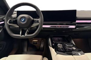 BMW 530 bild 8