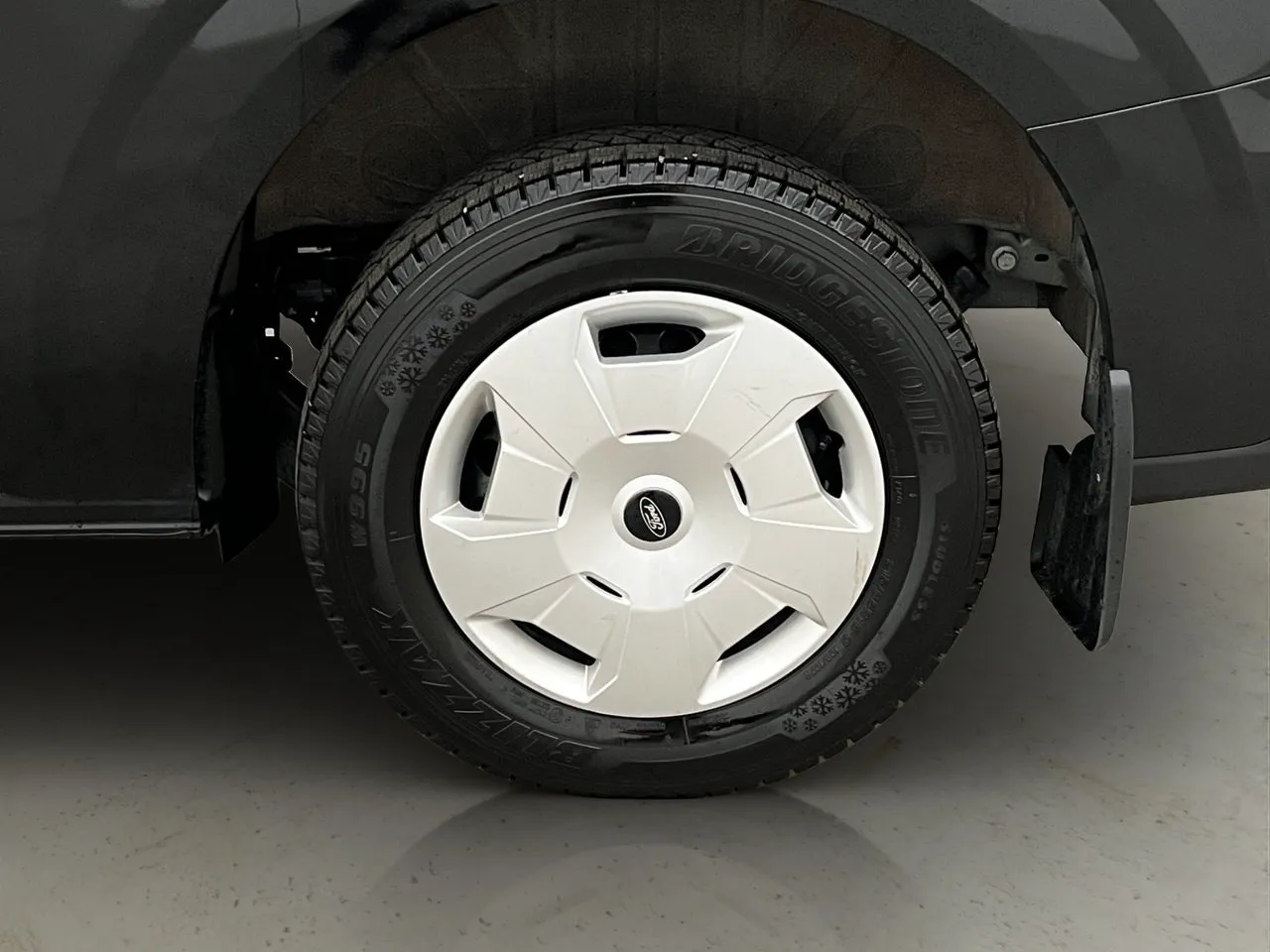 Vehicle image 31