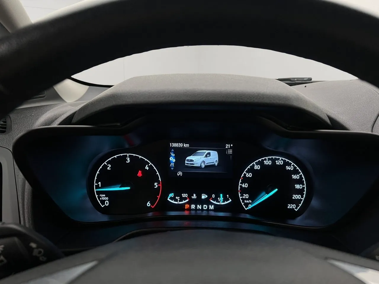 Vehicle image 18