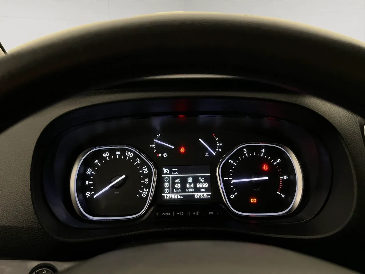 Vehicle image 20