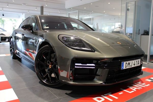 Porsche Panamera 4 E-HYBRID - 2026