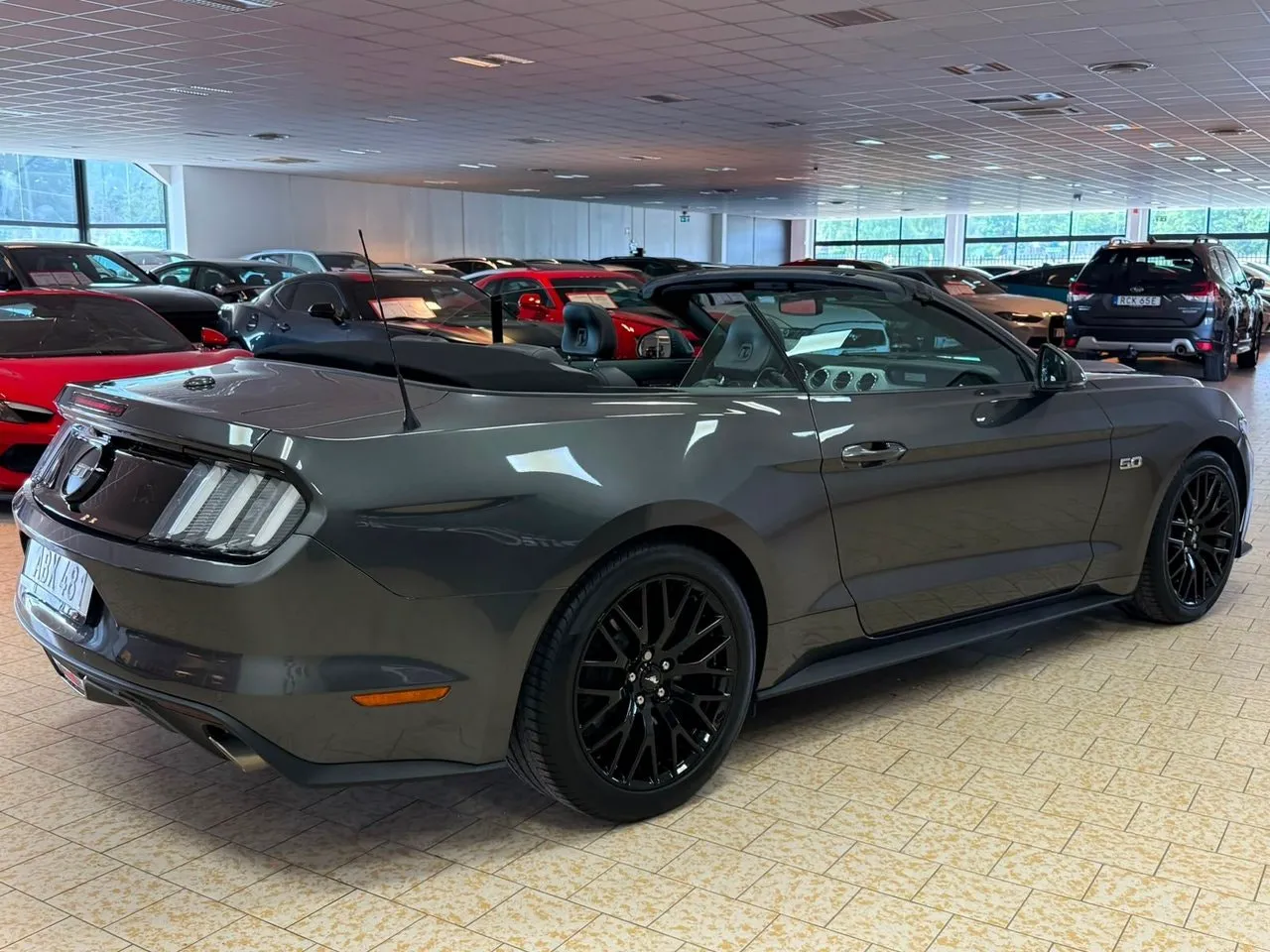 Vehicle image 6