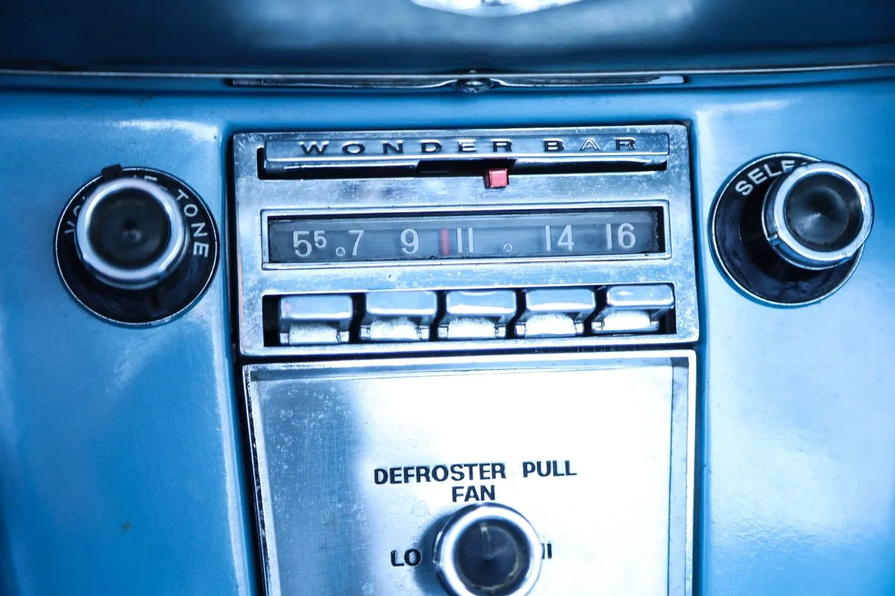 Vehicle image 20
