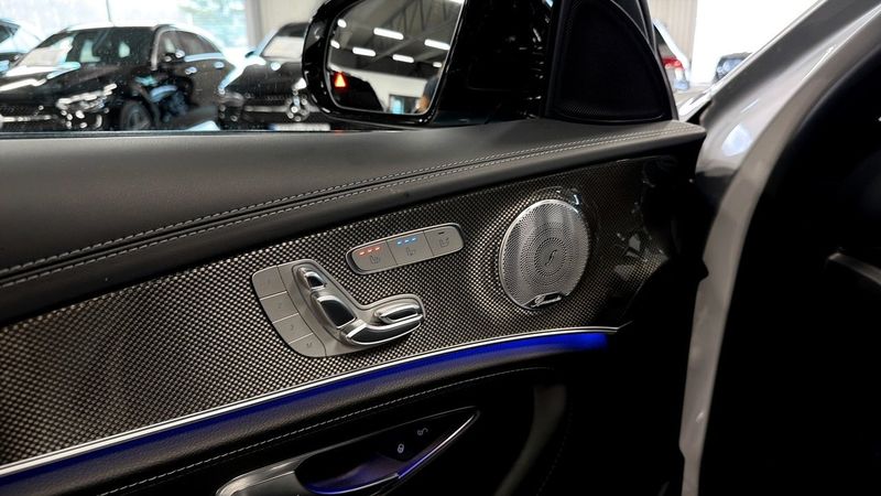 Mercedes E63 AMG bild 11