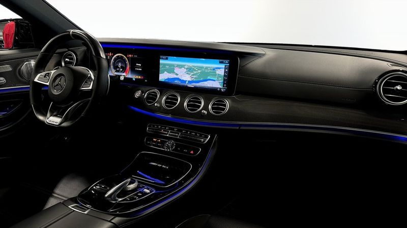 Mercedes E63 AMG bild 3