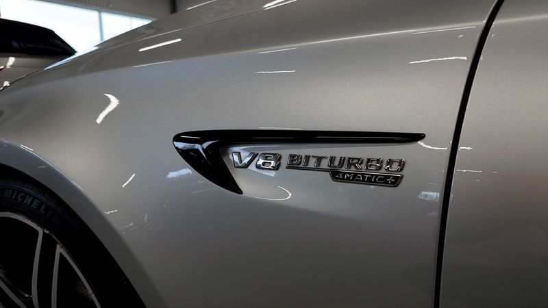 Mercedes E63 AMG bild 15