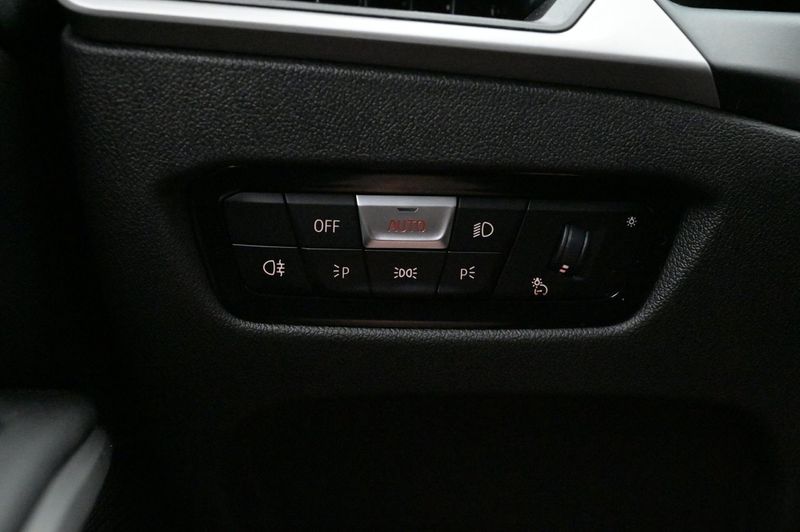 BMW 330 bild 19