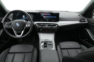 BMW 330 bild 6