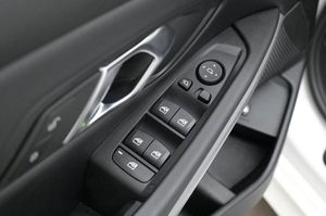 BMW 330 bild 12