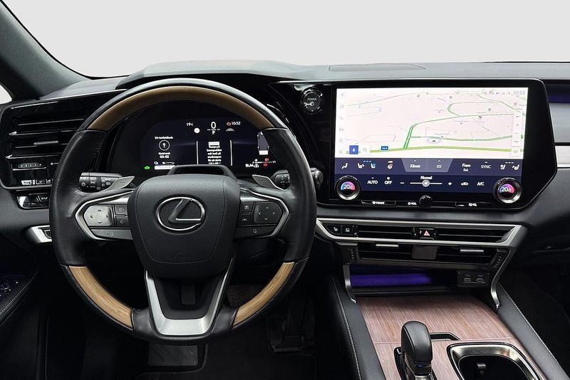 Lexus RX bild 10