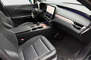 Lexus RX bild 11