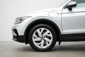 Volkswagen Tiguan bild 2