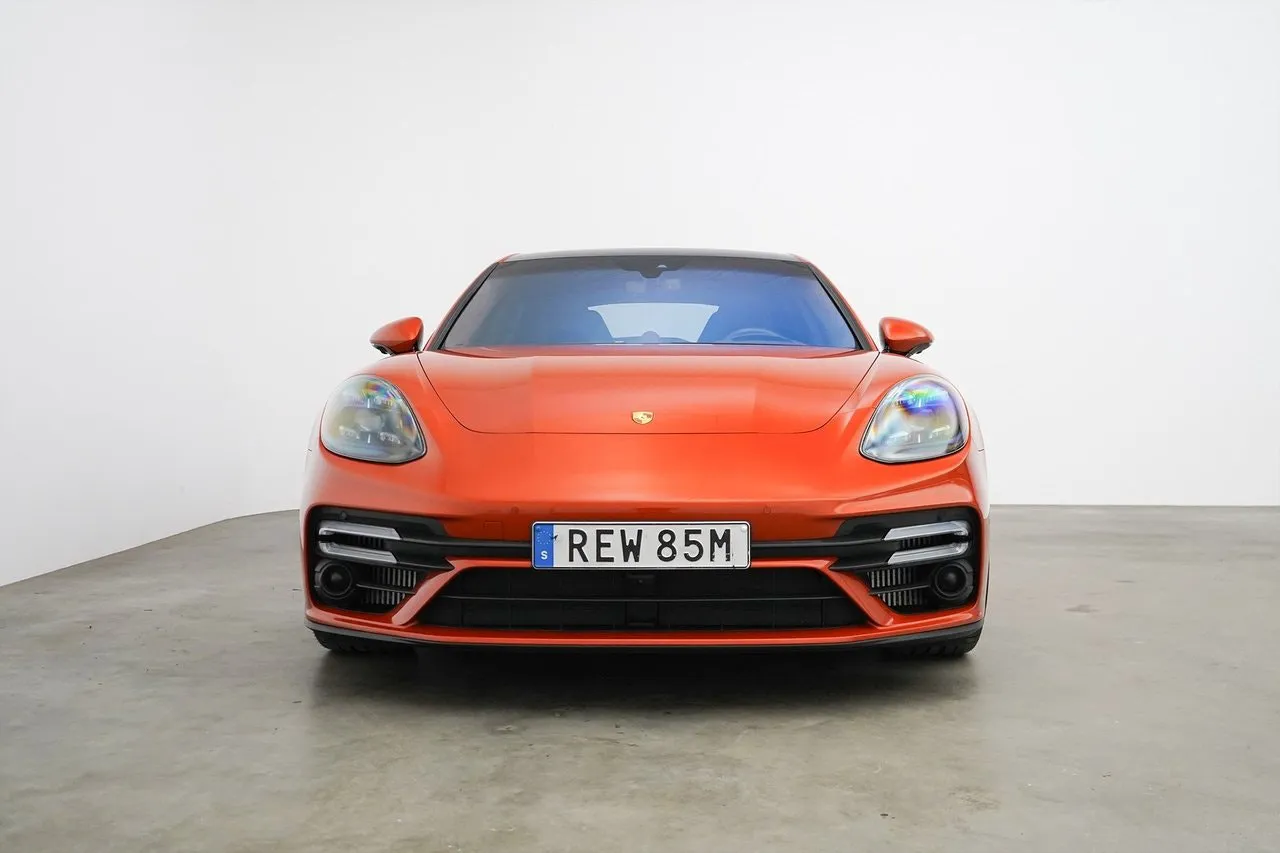 Vehicle image 24