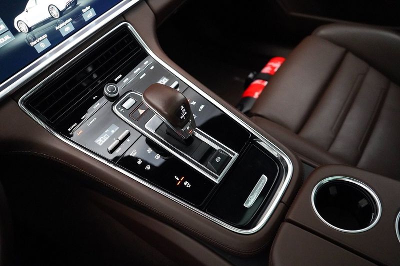 Porsche Panamera bild 17