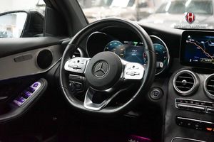 Mercedes GLC300 bild 13