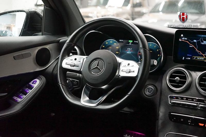 Mercedes GLC300 bild 13